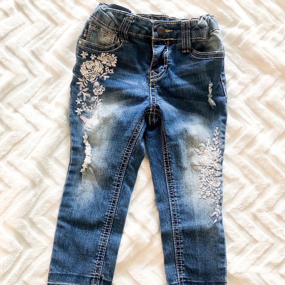 Toddler girls distressed jeans